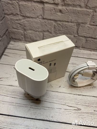 Зарядное устройство для iPhone оригинал