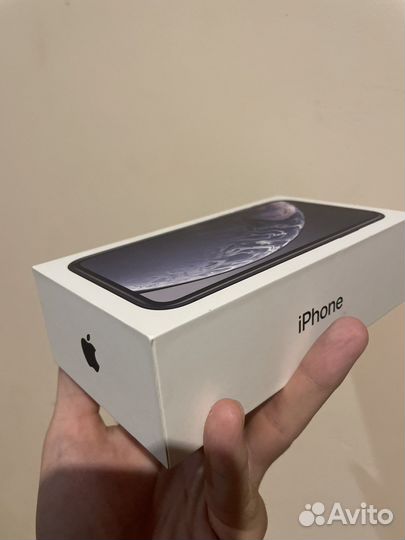 Коробка от iPhone XR