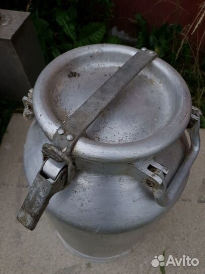 Молочный бидон