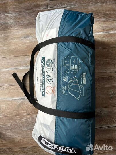 Палатка Qechua Arpenaz 4.1 Fresh and Black