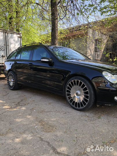 Колеса на mercedes r19 разноширокие