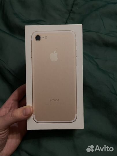 Коробка от iPhone 7 в двух цветах