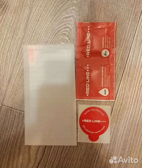 Защитное стекло Red Line