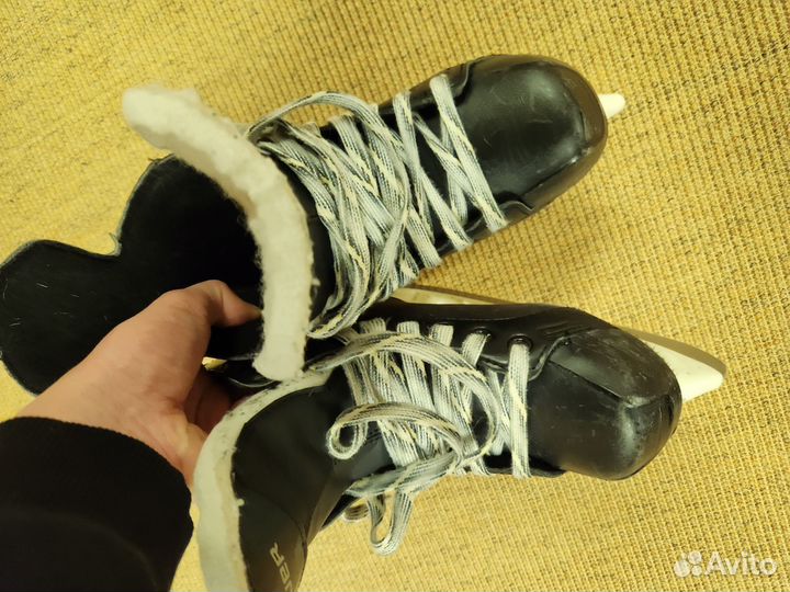 Хоккейные коньки bauer размер 38.5
