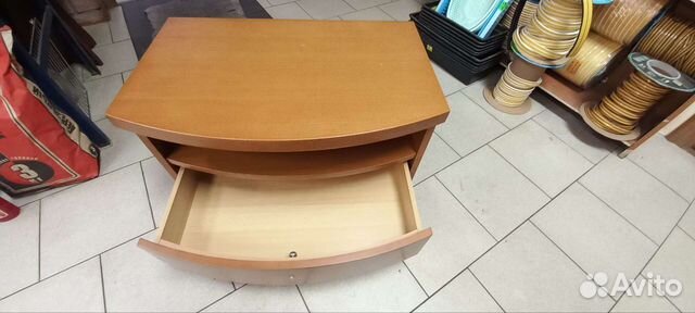 Тумба прикроватная