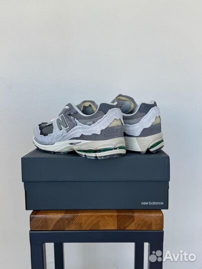 New Balance 2002R мужские