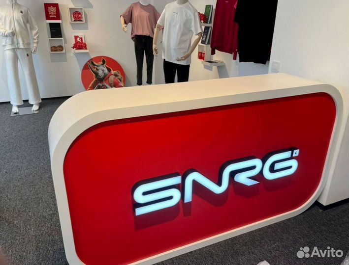 Стойка для автосалонов