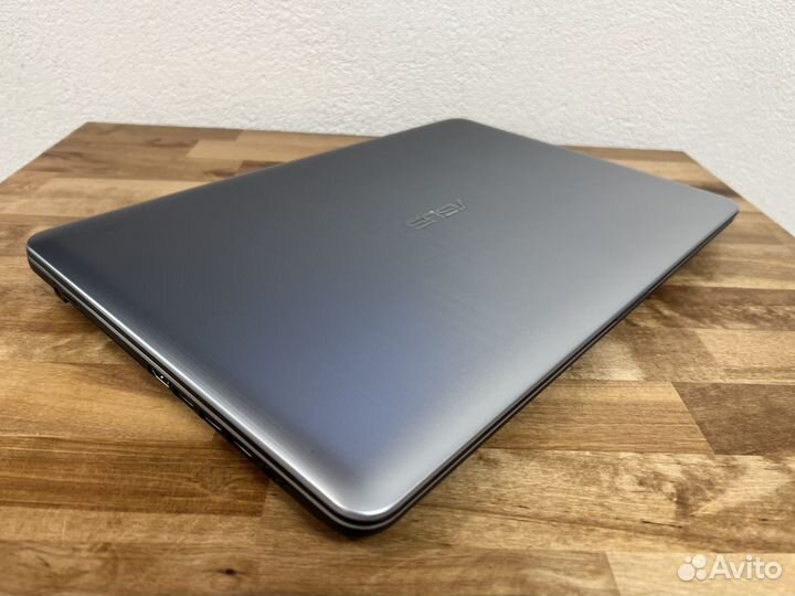 2021 Asus VivoBook 4 ядра 4Gb DDR4 SSD+500Gb сумка