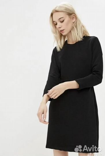 Armani Exchange платье