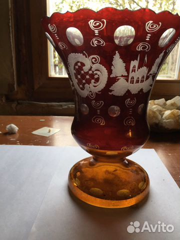 Антикварная ваза из цветного чешского стекла, купл