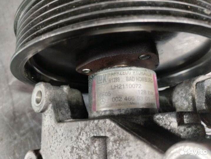 Насос гидроусилителя руля Mercedes C-Class W203