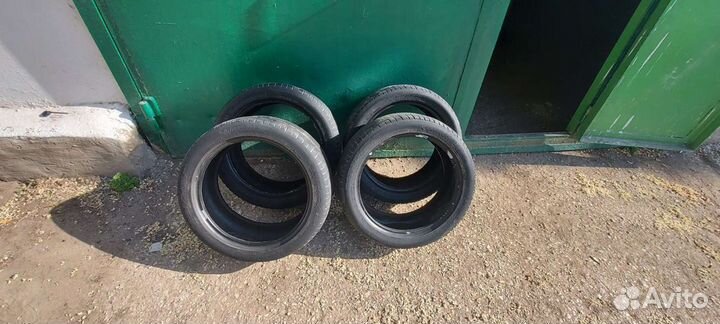 Michelin Pilot Sport 5 225/4.5 R17