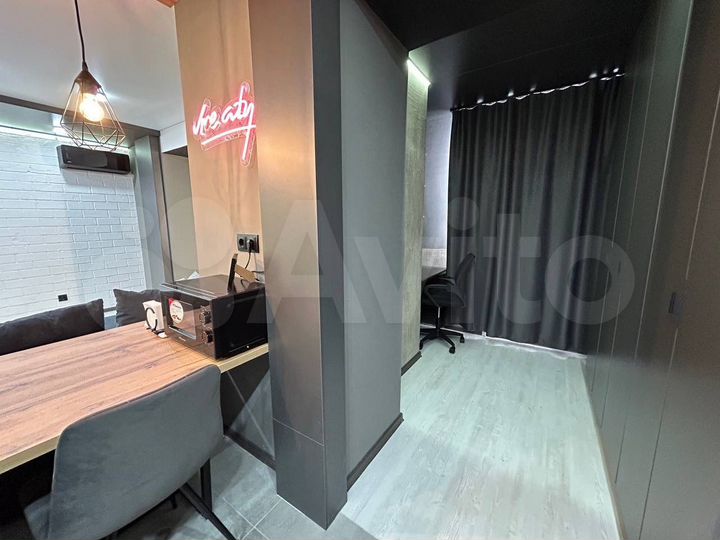 2-к. квартира, 60 м², 1/6 эт.