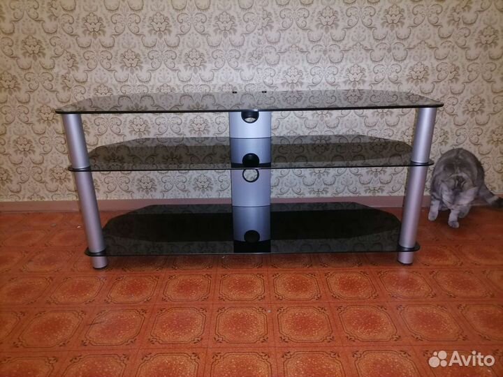 Тумба под телевизор