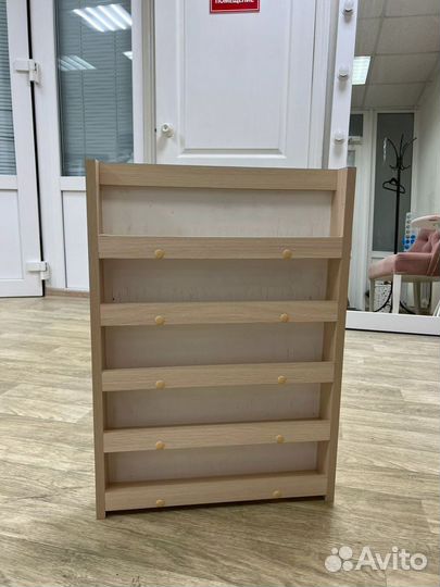 Полка настенная для гель лаков