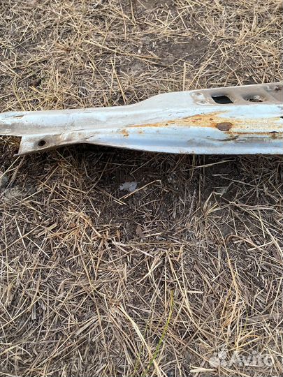 Панель облицовки радиатора газель