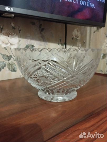 Ваза хрустальная