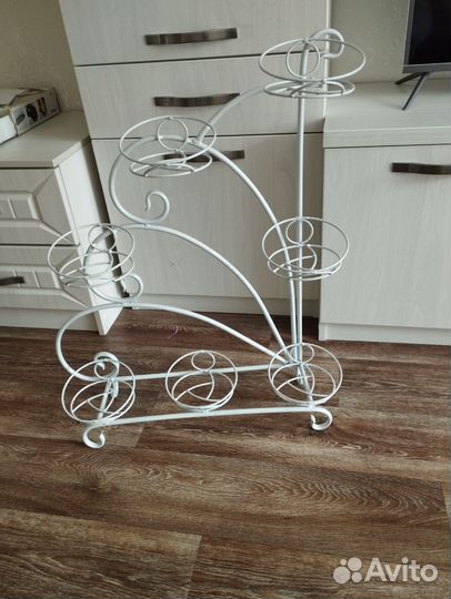 Подставка для цветов