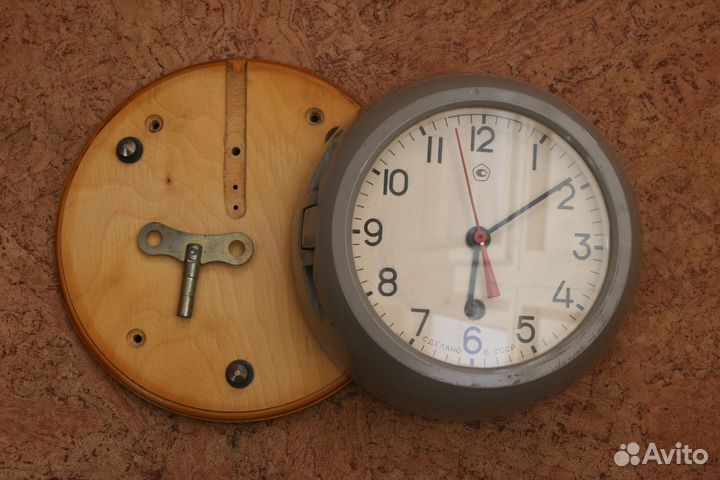Часы корабельные СССР