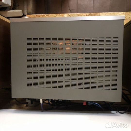 Onkyo R-100 FM/AM tuner amplifier