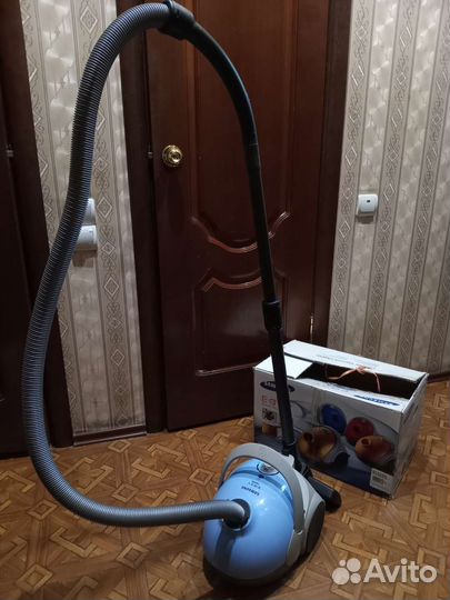 Пылесос Samsung easy 1800w