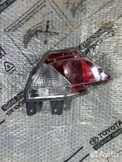 Противотуманная фара задняя левая Toyota Rav4 XA40