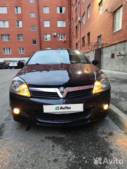 Opel Astra GTC 1.8 AT, 2010, 240 000 км