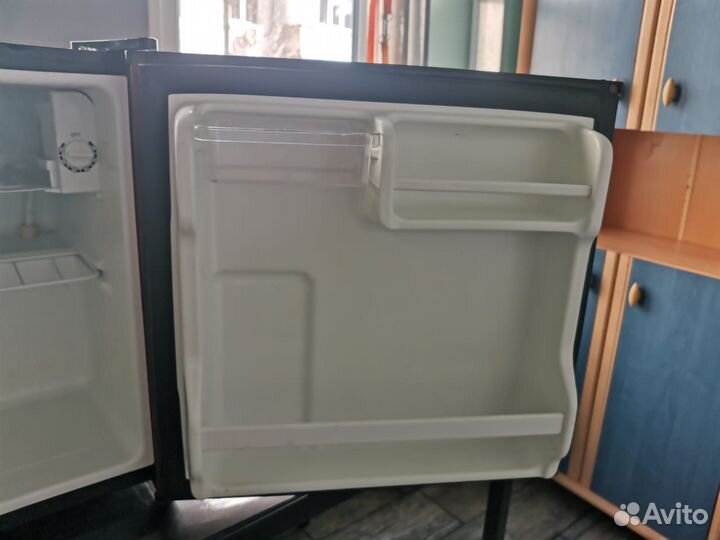 Холодильник бу маленький