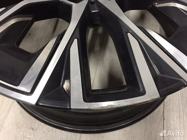 Диск R20 Bmw 4 G22, G23, G26 (2020-нв) 862I