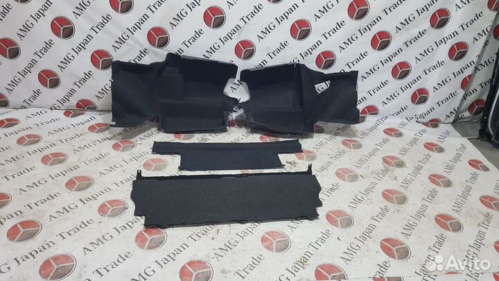 Обшивка багажника на Mercedes-Benz W126