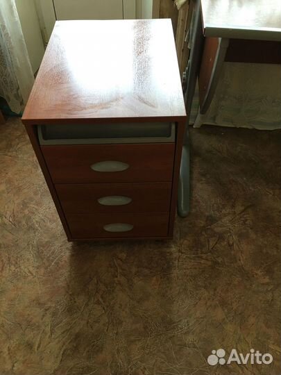 Тумба школьная