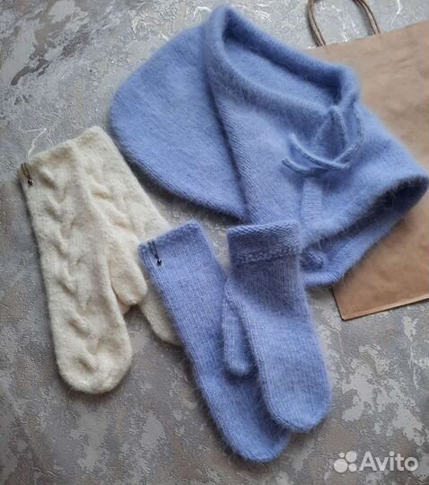 Капор, варежки