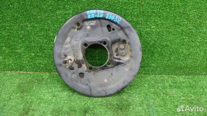 Тормозной механизм задний левый Toyota Wish ZGE20