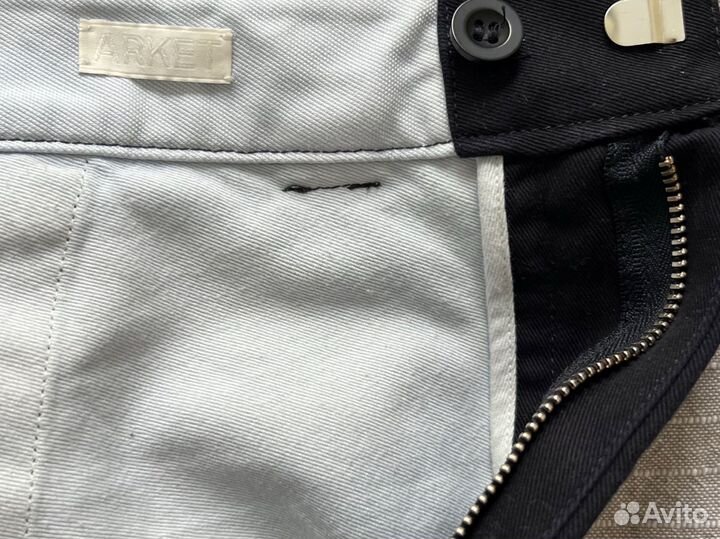 Брюки чинос Arket