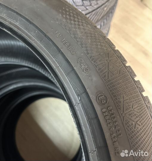 Continental ContiWinterContact TS 860S 295/40 R22