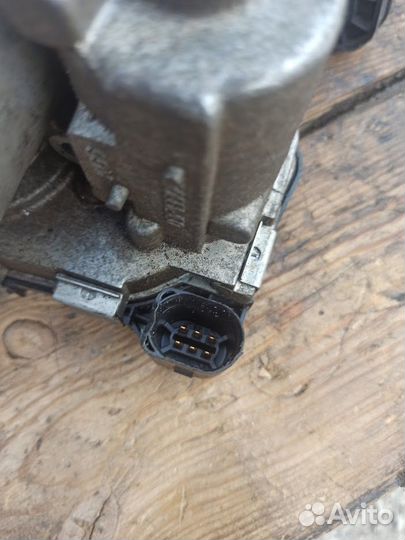 Заслонка дроссельная Фольксваген Тигуан