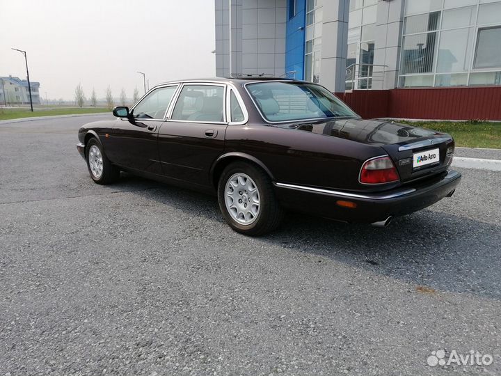 Jaguar XJ 3.2 AT, 1999, 196 000 км