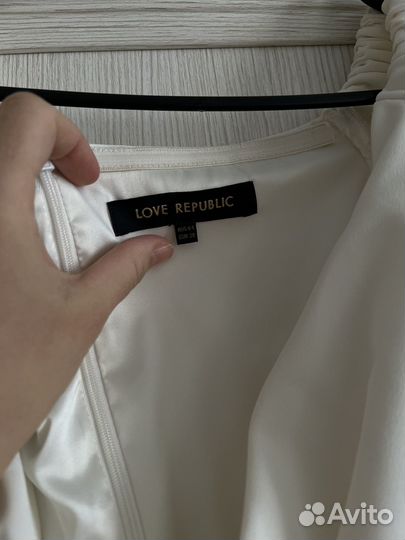 Платье белое