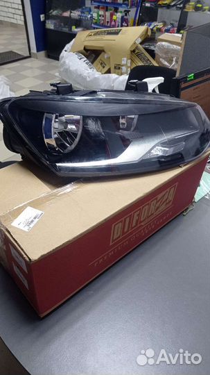 Фара Volkswagen Polo рестайлинг