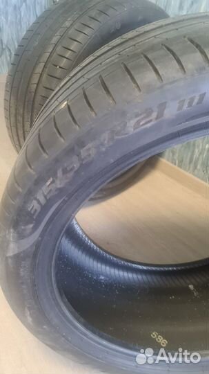 Pirelli P Zero 275/40 R21 и 315/35 R21