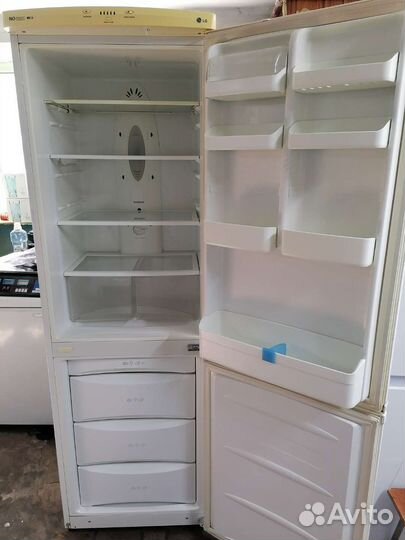 Холодильник LG