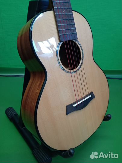 Гиталеле Flight GUT850