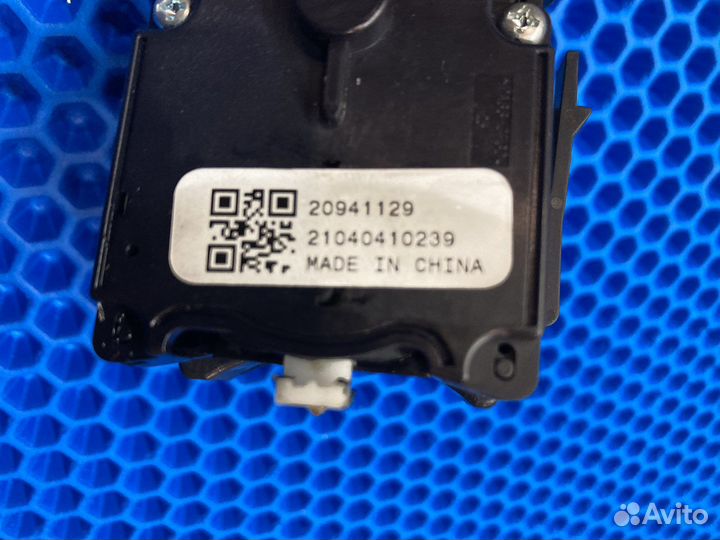 Переключатель поворотников Chevrolet Orlando