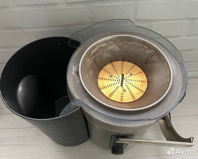 Соковыжималка Bork 22130