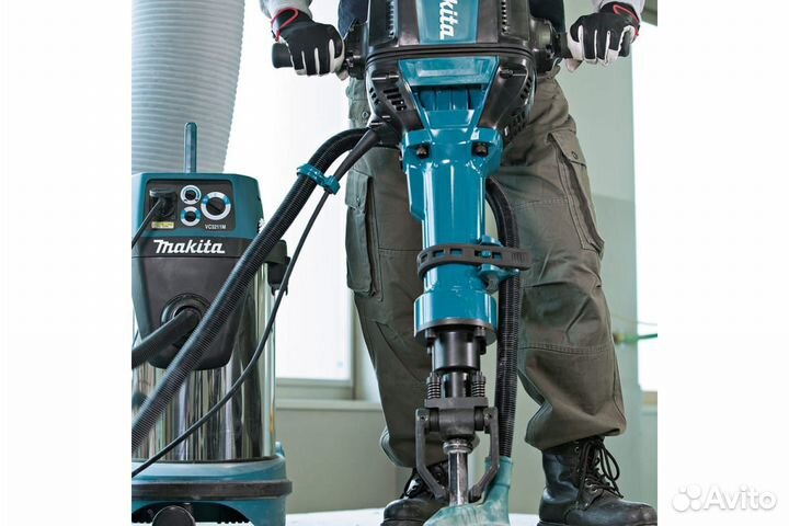 Отбойный молоток Makita HM1802