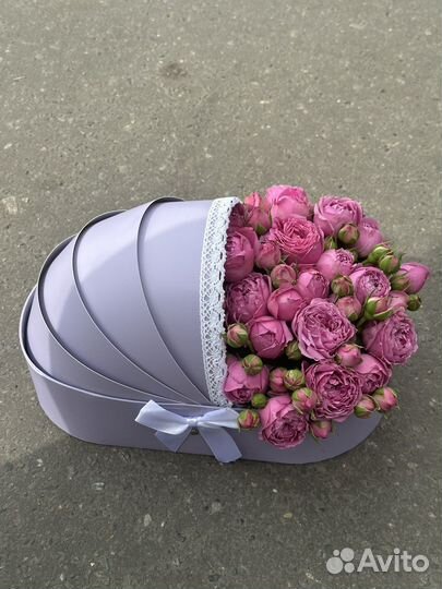 Цветы в коляске на выписку,Сургут, доставка