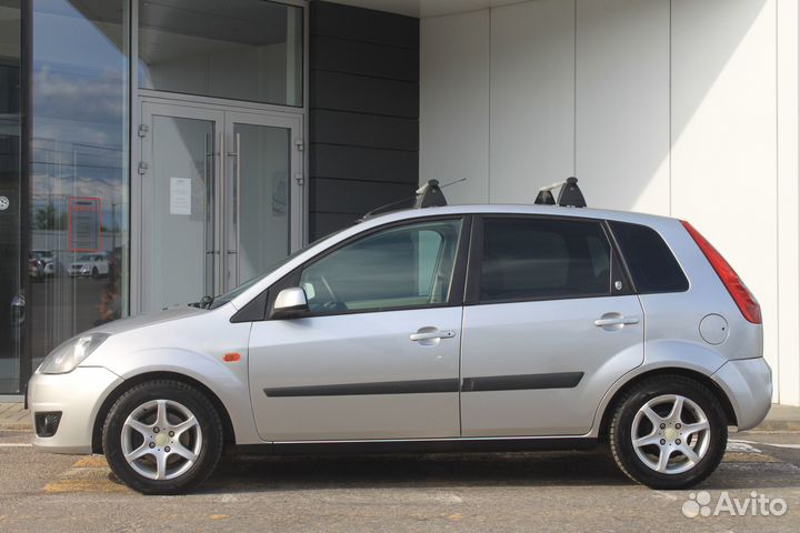 Ford Fiesta 1.6 МТ, 2006, 260 738 км