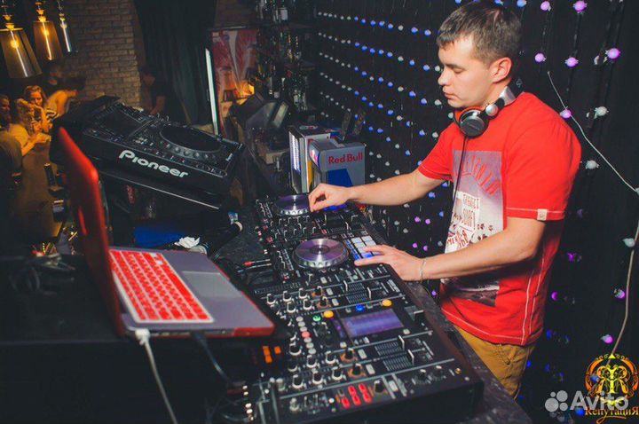 Ведущий, тамада на свадьбу, юбилей, корпоратив