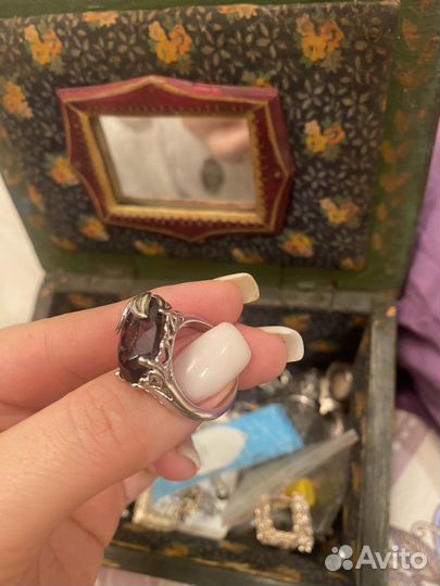 Серебряное кольцо