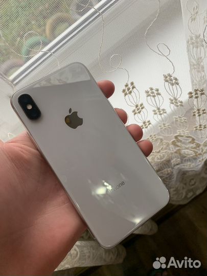 iPhone X, 64 ГБ